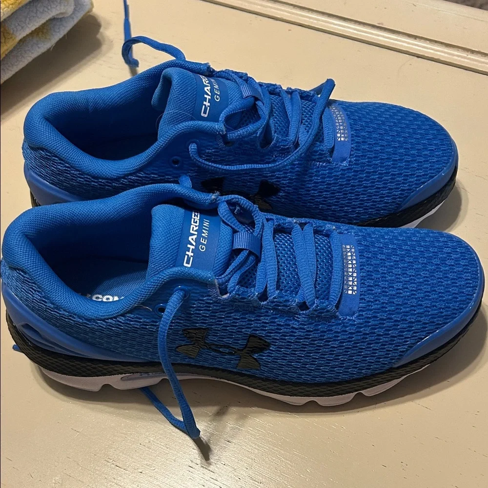 Under Armour Kids Royal Blue Mesh Charge Running Sneakers